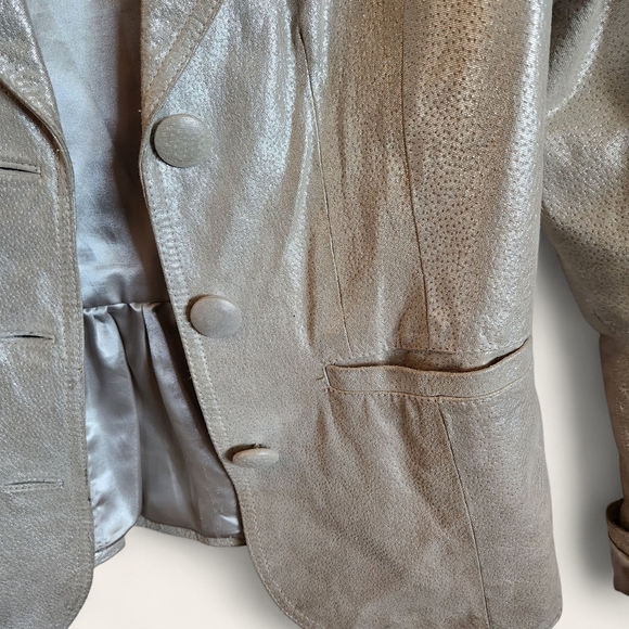 Its A New Vision Women's Size Small Cream Leather Blazer - Picture 8 of 12